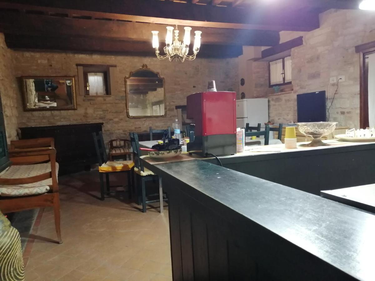 San Rocco Affittacamere سان سيفيرينو ماركي المظهر الخارجي الصورة